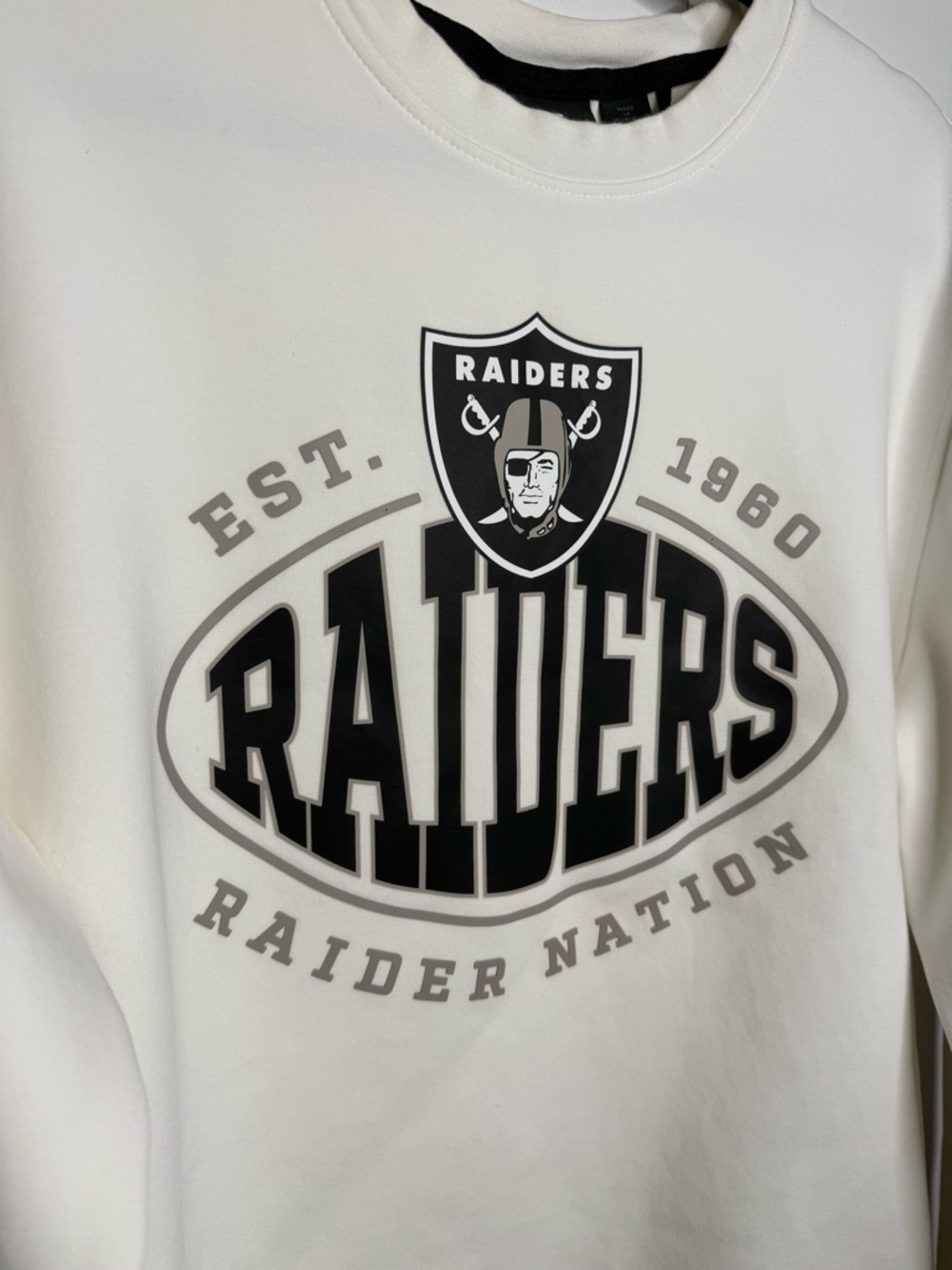 Boss by Hugo Boss x NFL Raiders Crewneck Sweatshirt White Large - Picture 3 of 13